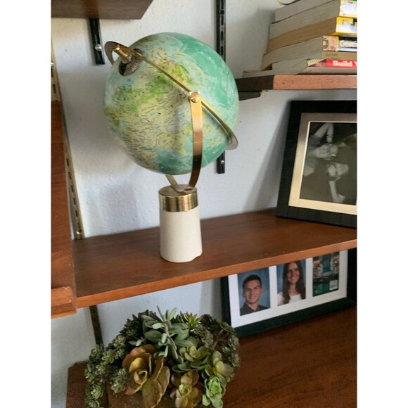 Granite based World Globe - w/ Gold Overlay on Elevation Bars - Picture 5 of 6